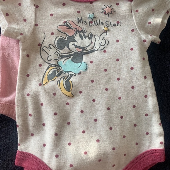 Disney- (3)Minnie mouse, onesie + mine mouse plush set - Picture 7 of 15